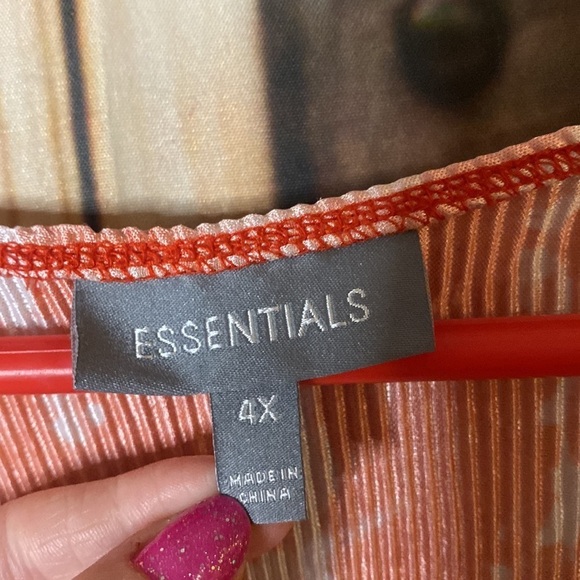 Essentials Silky Stretchy Pleated Embellished Short Sleeve Ombre Blouse - Picture 4 of 5